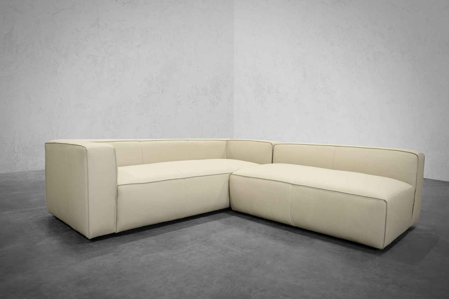 DAKOTA REVERSIBLE CORNER SECTIONAL