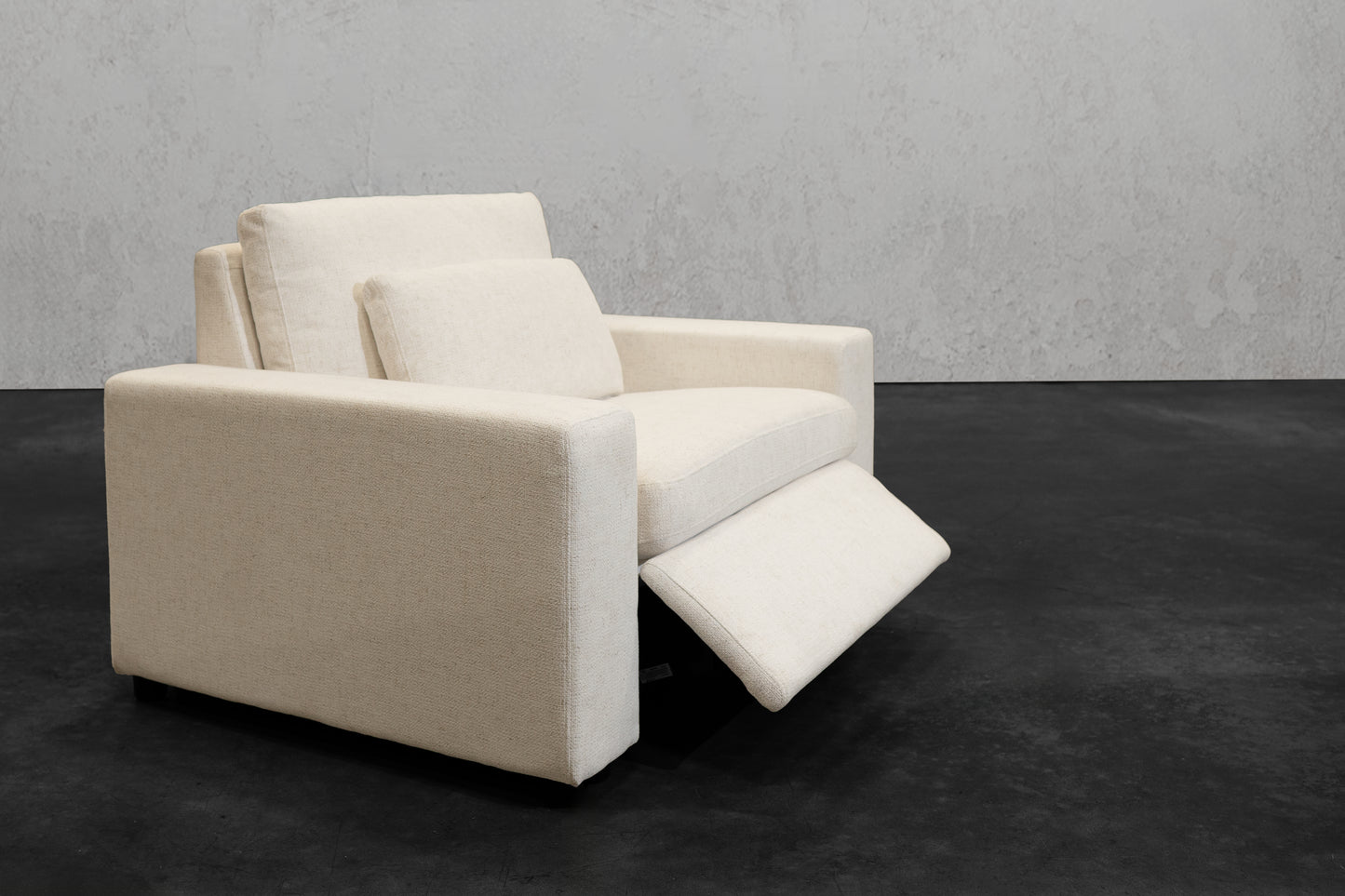 NEXUS MOTION RECLINING ARMCHAIR