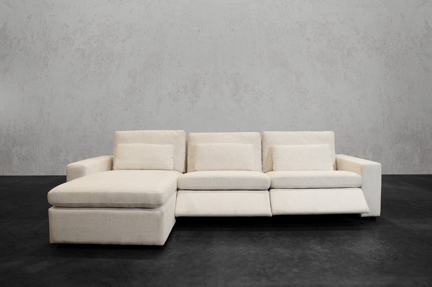 NEXUS MOTION RECLINING SECTIONAL