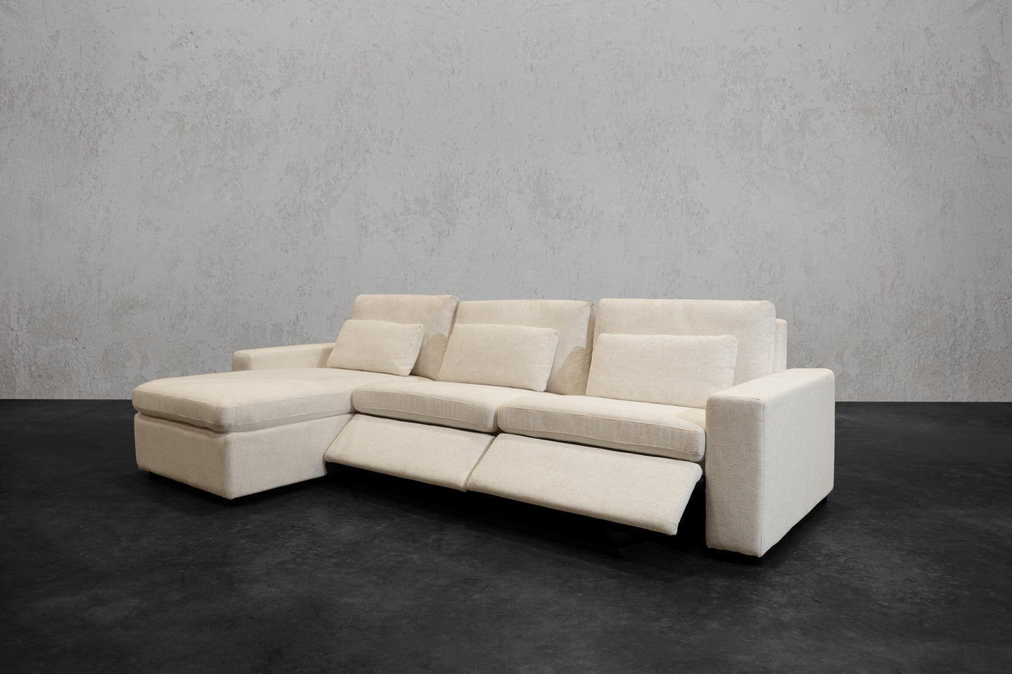 NEXUS MOTION RECLINING SECTIONAL
