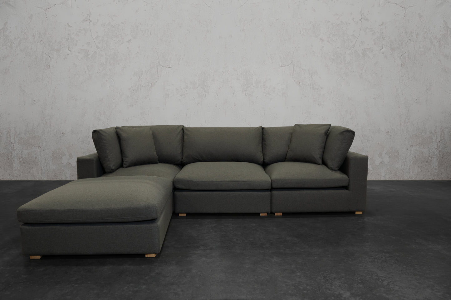NEXUS 4-SEAT CHAISE SECTIONAL