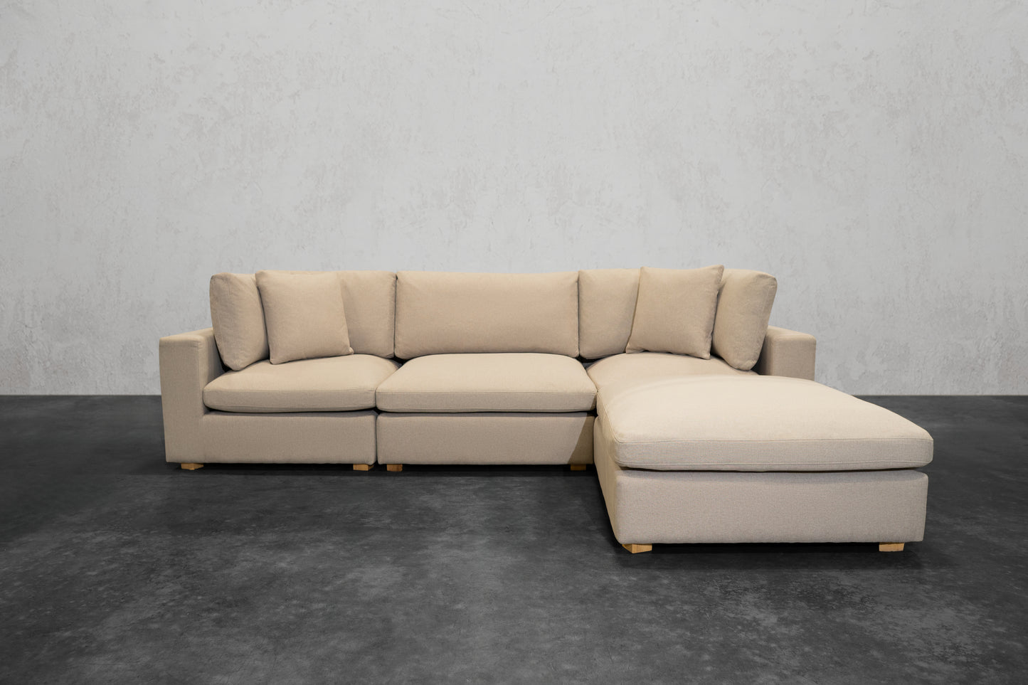 NEXUS 4-SEAT CHAISE SECTIONAL