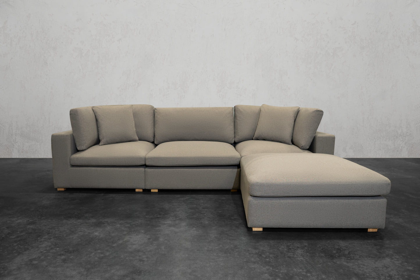 NEXUS 4-SEAT CHAISE SECTIONAL