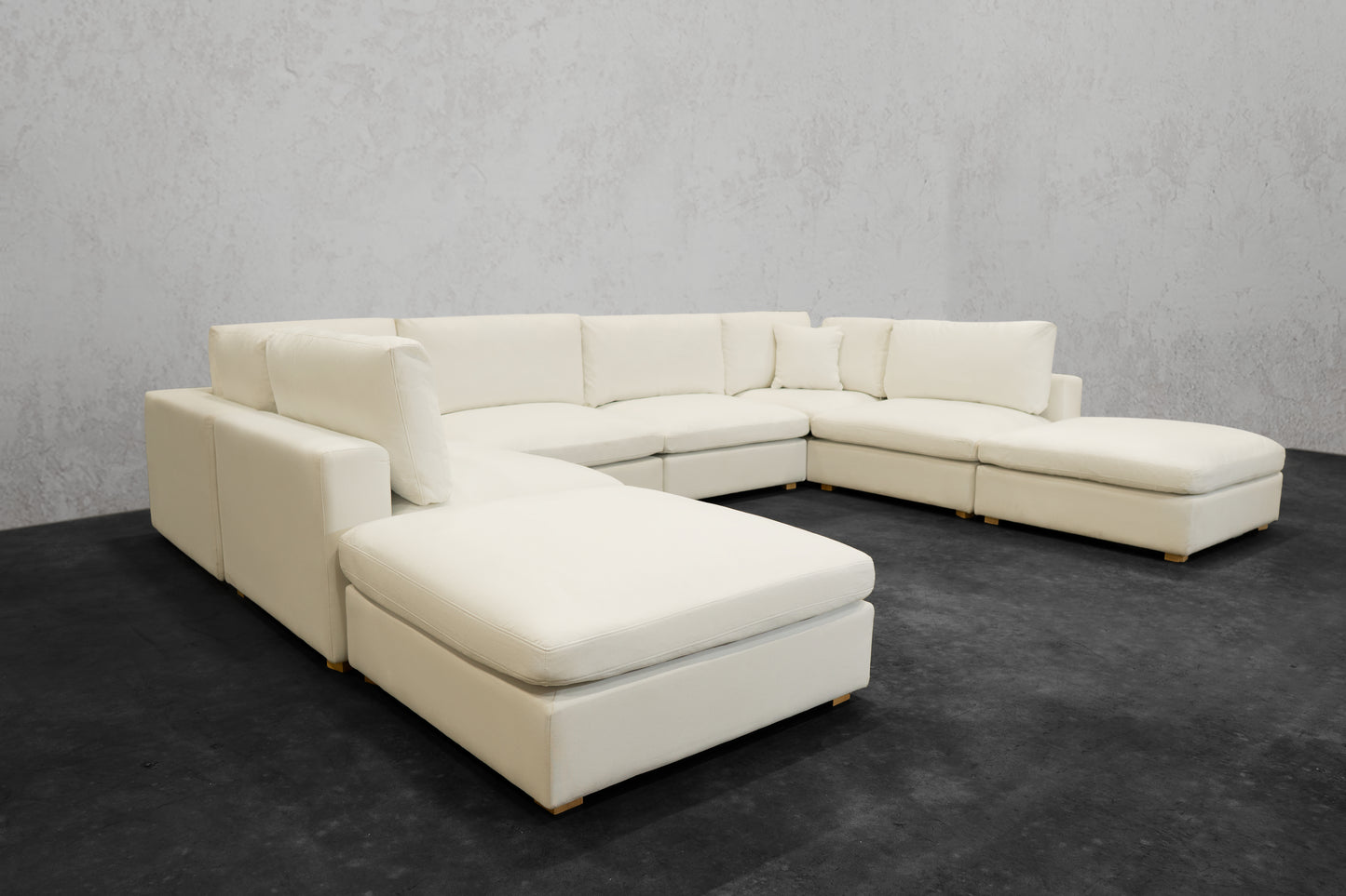 NEXUS 8-SEAT LOUNGER U-SECTIONAL