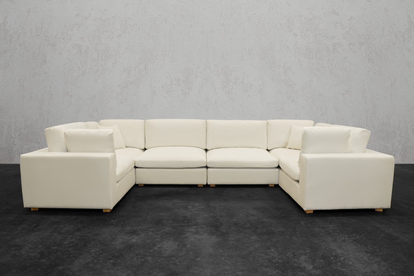 NEXUS 6-SEAT CLOSED RELAXED SECTIONAL