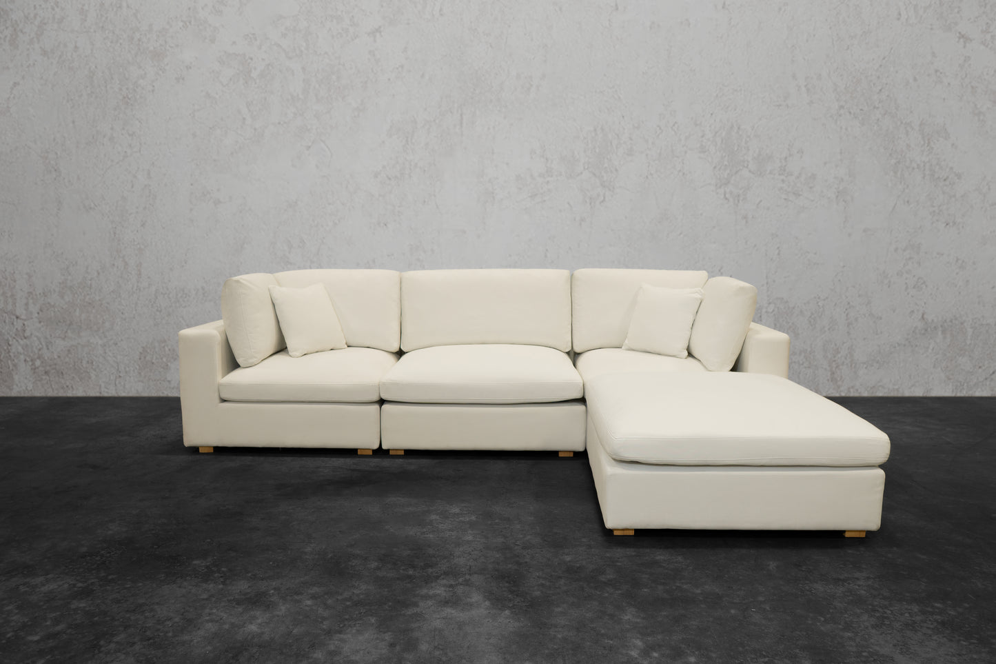 NEXUS 4-SEAT CHAISE SECTIONAL
