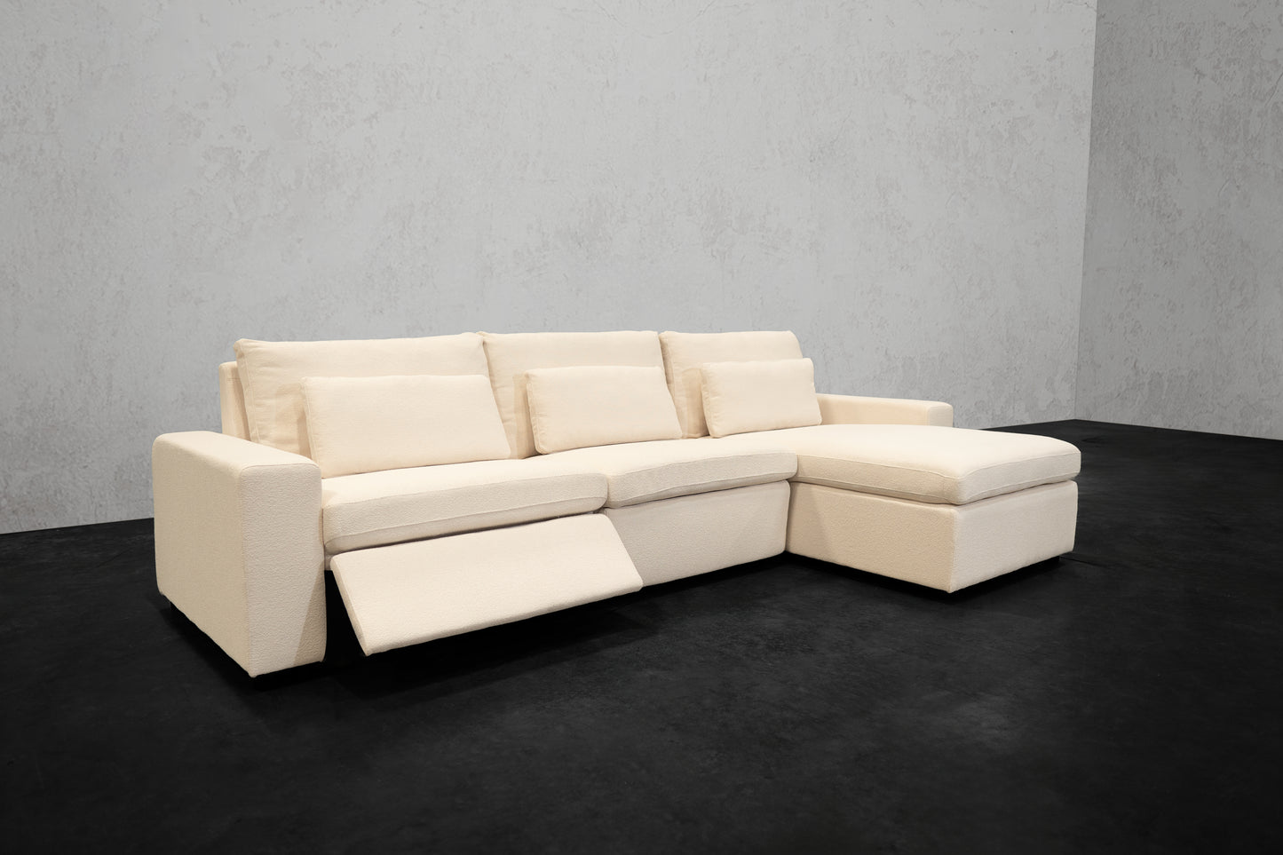 NEXUS MOTION RECLINING SECTIONAL