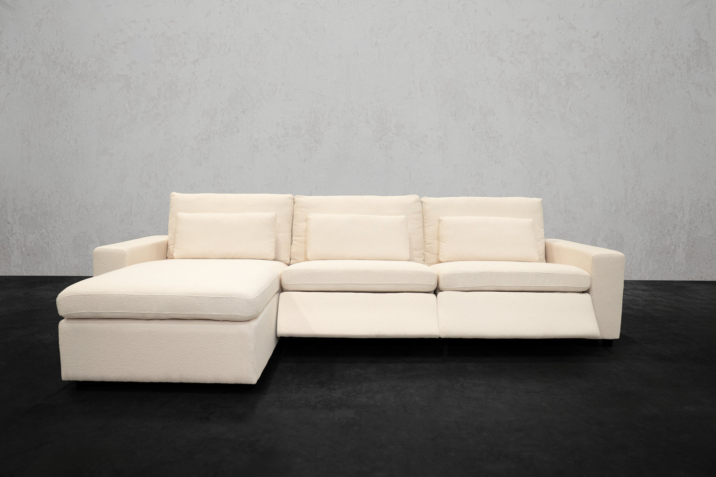 NEXUS MOTION RECLINING SECTIONAL
