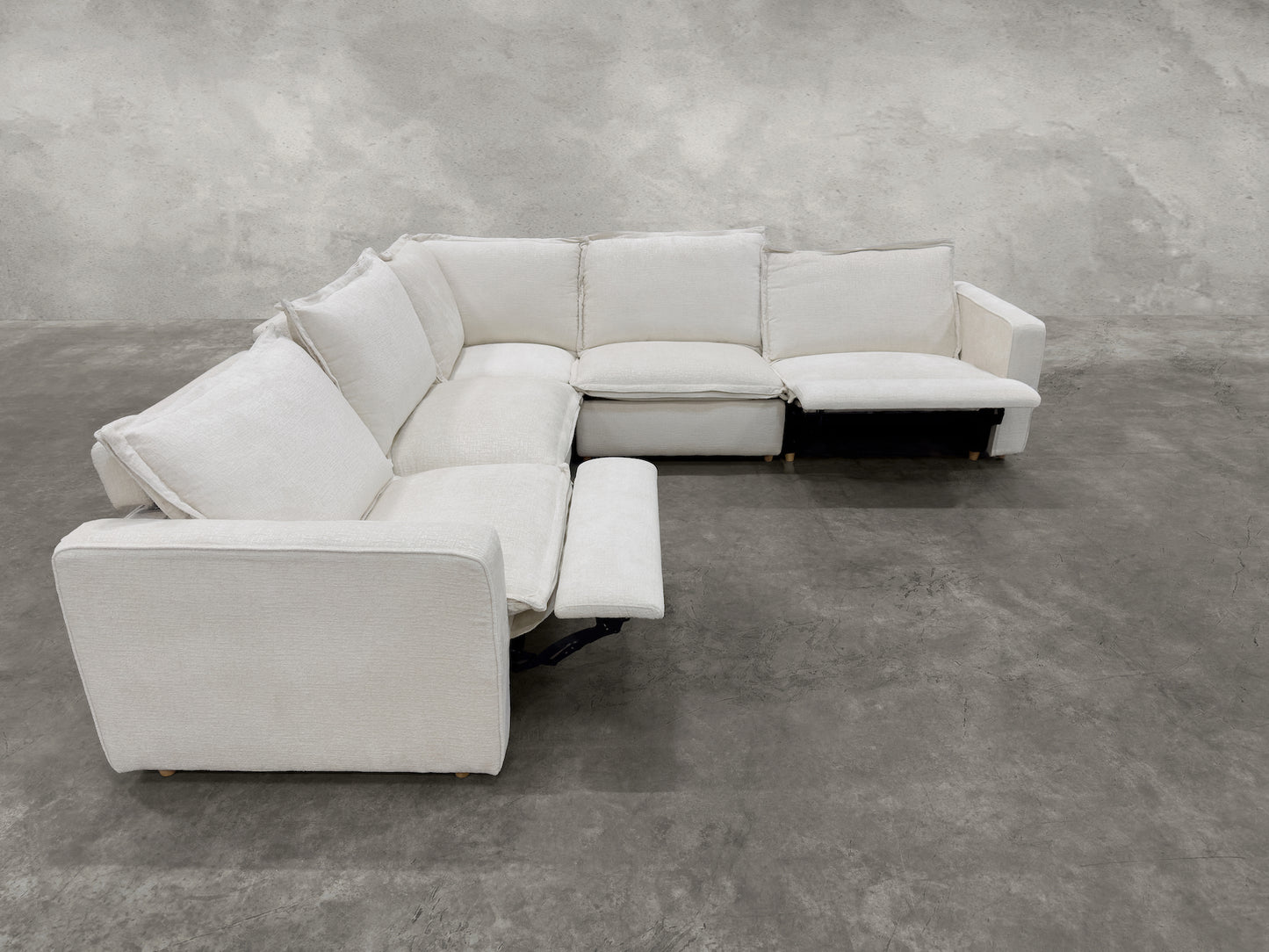 NIRVANA 6-SEAT MOTION RECLINING U-SECTIONAL