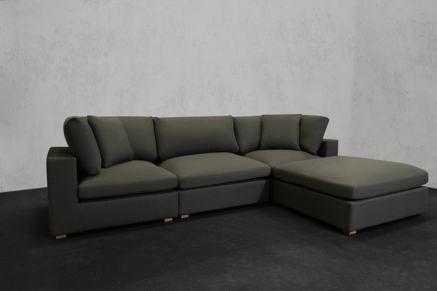 NEXUS 4-SEAT CHAISE SECTIONAL