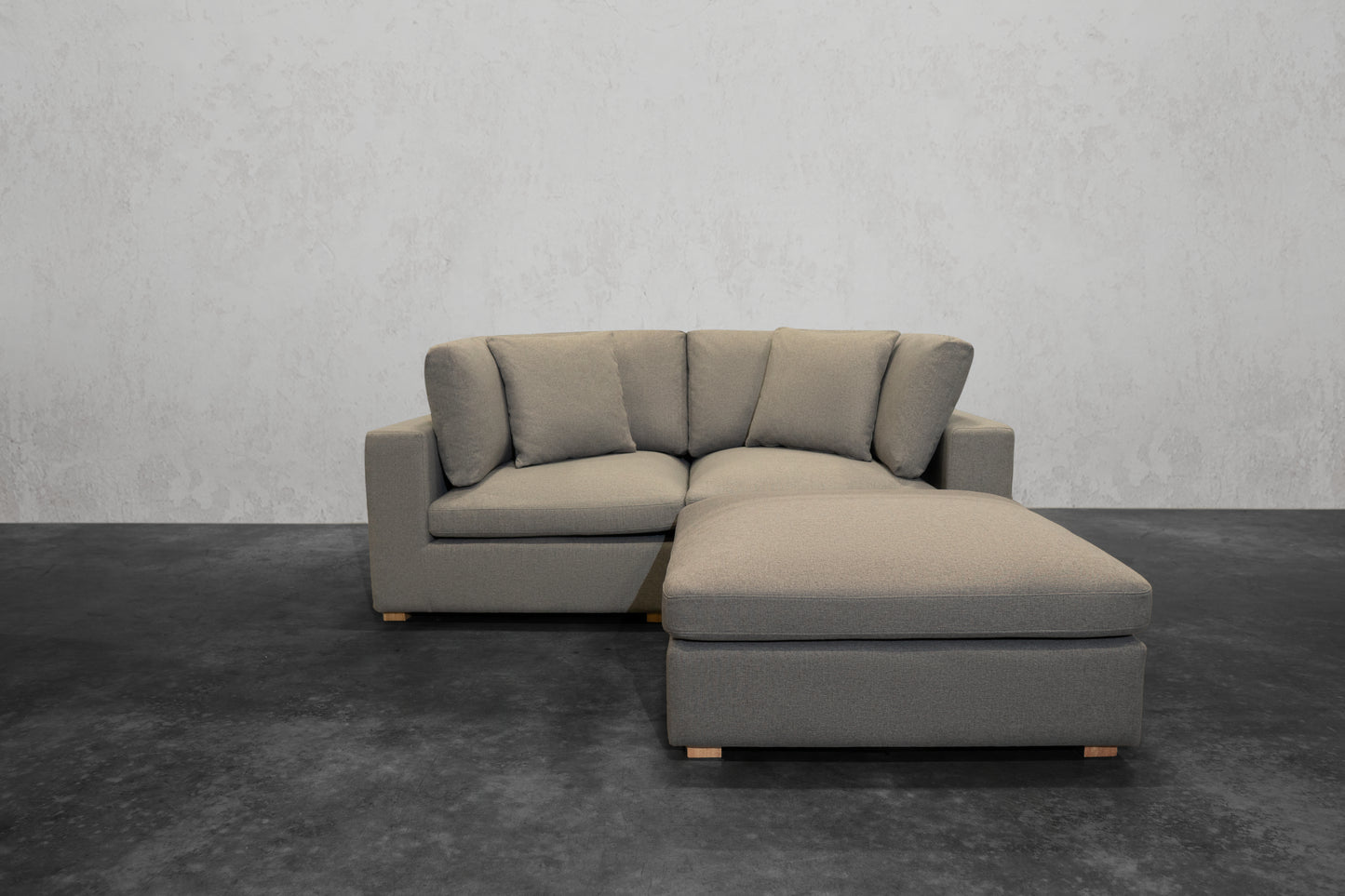 NEXUS 3-SEAT CHAISE SECTIONAL
