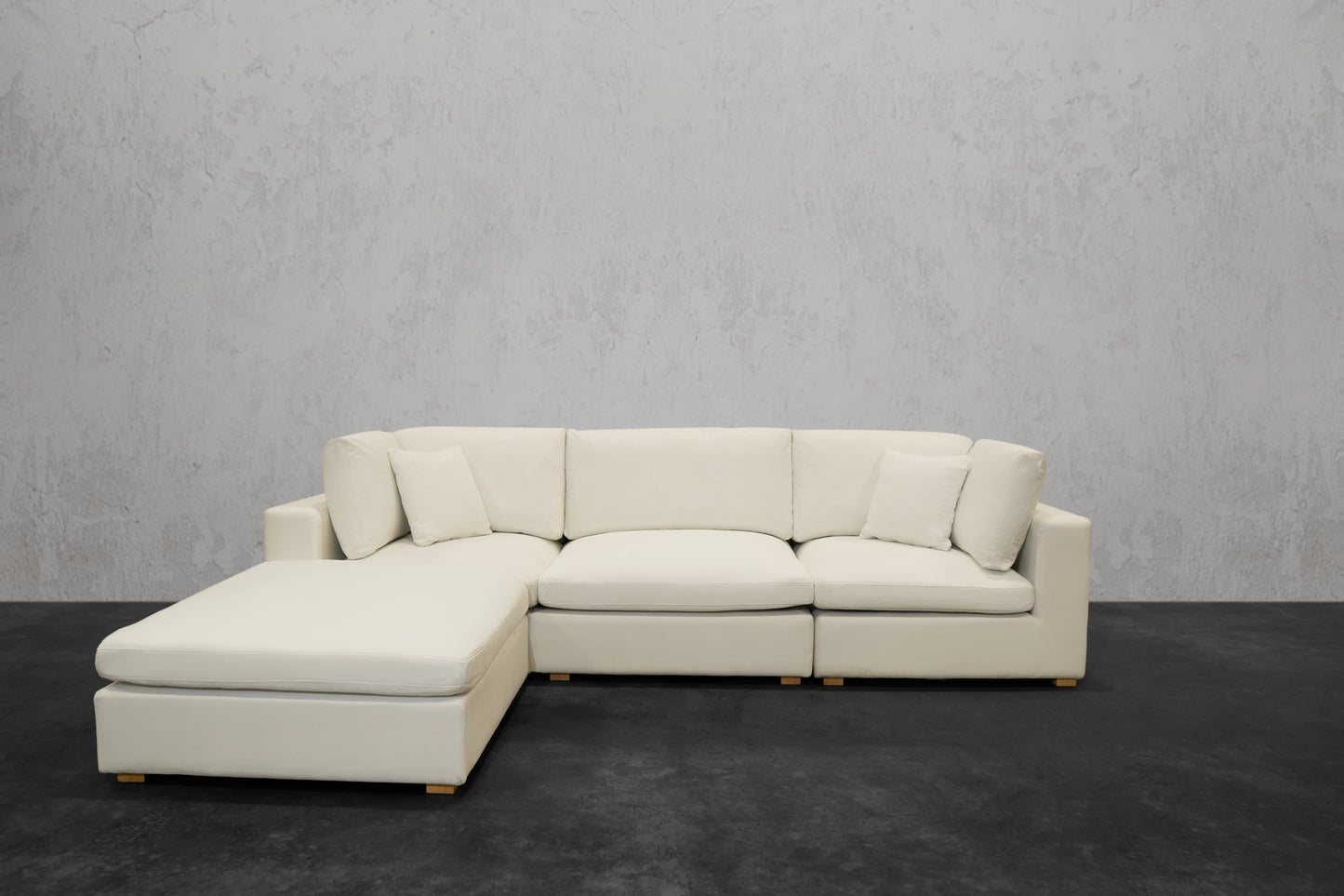 NEXUS 4-SEAT CHAISE SECTIONAL
