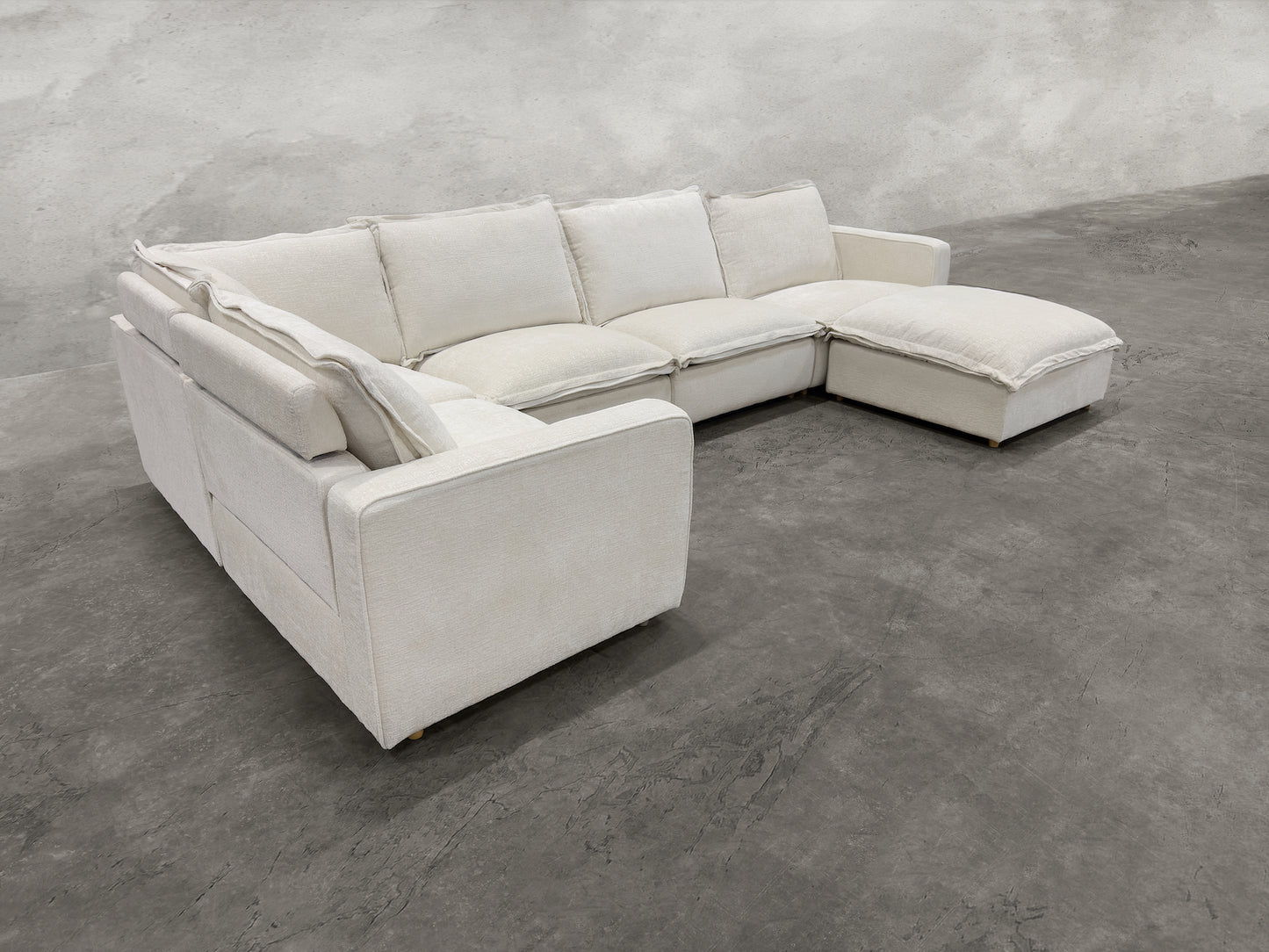 NIRVANA 6-SEAT LOUNGER U-SECTIONAL