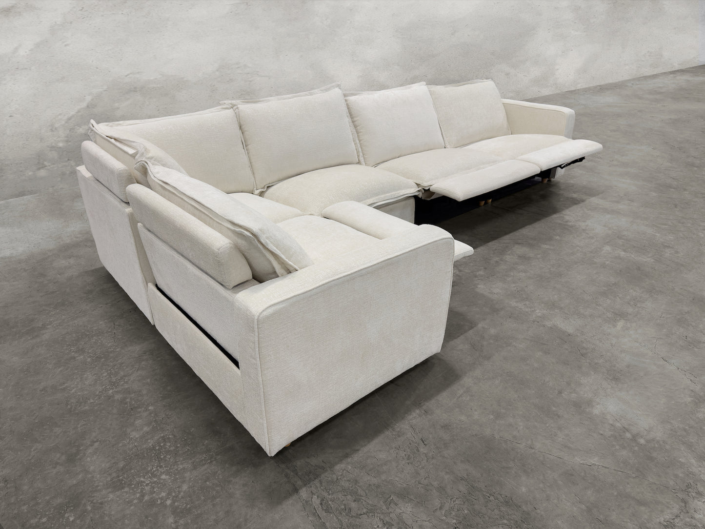 NIRVANA 5-SEAT MOTION RECLINING CORNER SECTIONAL